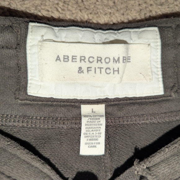 Abercrombie & Fitch Brown Casual Shorts - Picture 3 of 3